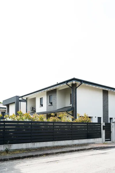 Villa Gardens